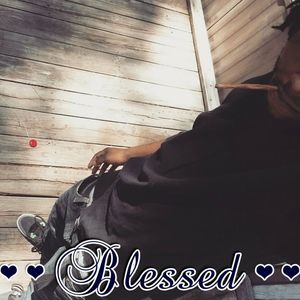 Meet your Posher, Dee